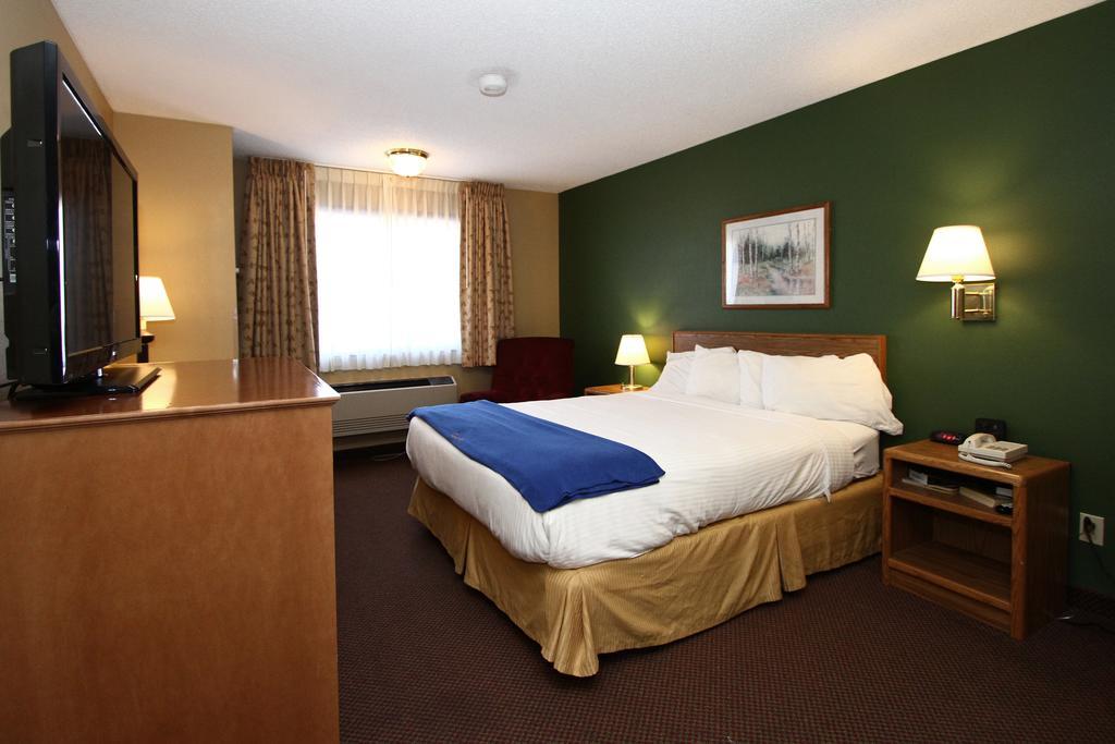 New Victorian Inn & Suites Карні Екстер'єр фото